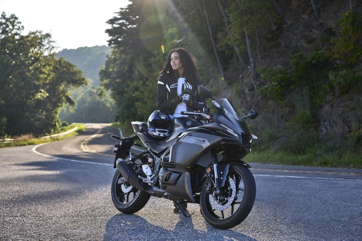 2025 YAMAHA YZF-R3 – Generators & More