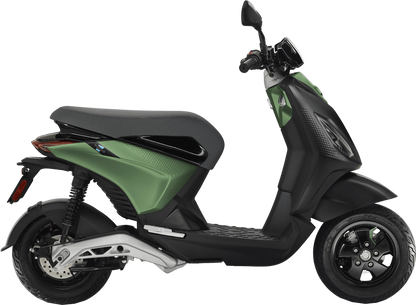 Piaggio 1 Active E-Scooter